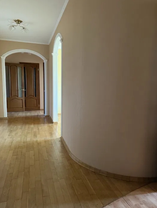 продажа трехкомнатной квартиры номер A-173818 в Киевском районе, фото номер 8